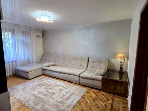 квартира за адресою Академіка Корольова вул., 35