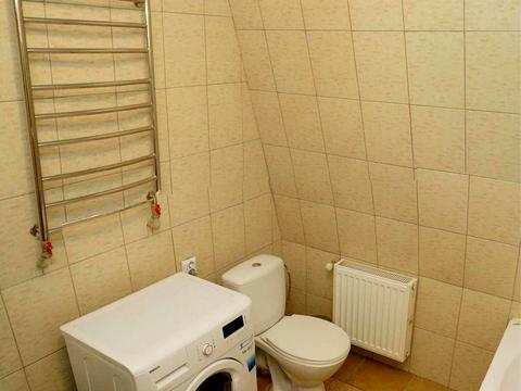 будинок за адресою Отця Анатолія Жураковського вул. (Радянська)