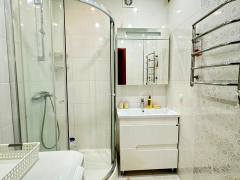 квартира за адресою Академіка Корольова вул., 24