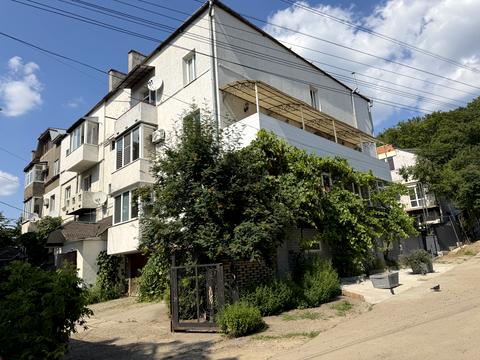 квартира по адресу Полтавская ул., 1