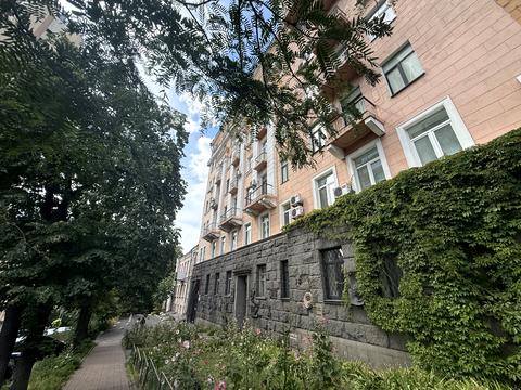 квартира за адресою Богдана Хмельницького вул., 68