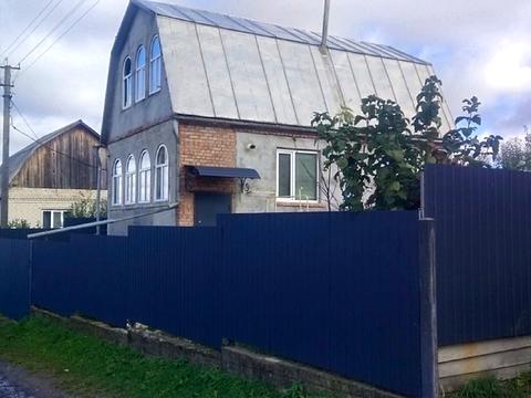 будинок за адресою Набережна вул.