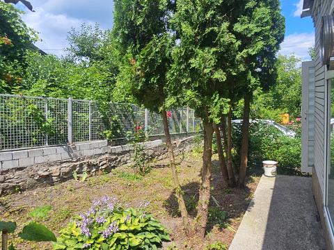 будинок за адресою Горіхова, 73
