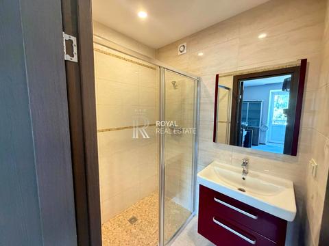 комерційна за адресою Київ, Голосіївська вул., 7 к3