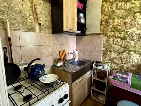квартира за адресою Академіка Корольова вул., 6-А