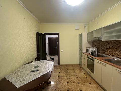 квартира по адресу Николая Ушакова ул., 1-Б