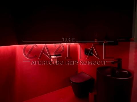 комерційна за адресою Андрія Верхогляда вул. (Михайла Драгомирова), 17