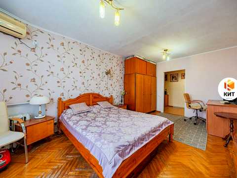 квартира по адресу Льва Ландау просп. (50-летия СССР), 12