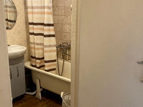 квартира за адресою Наукова вул., 20