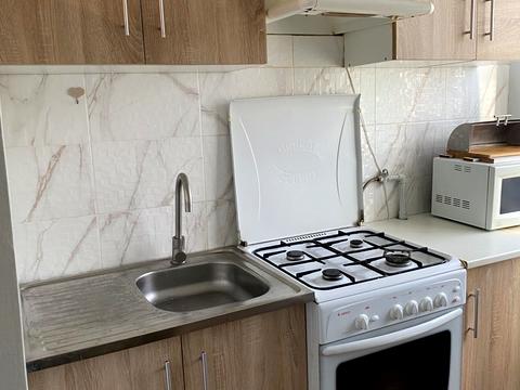 квартира за адресою Наукова вул., 20