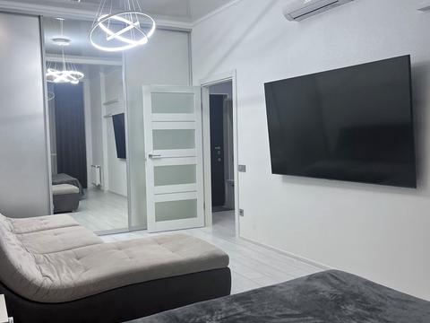 квартира за адресою Академіка Сахарова вул., 36
