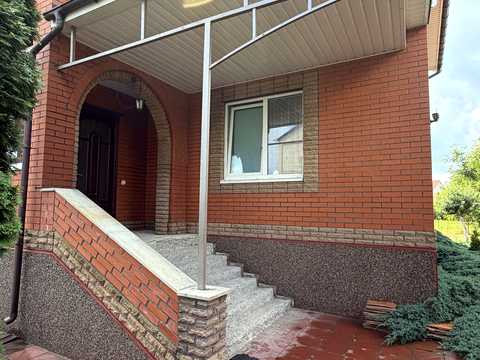 будинок за адресою Провулок Прибережний