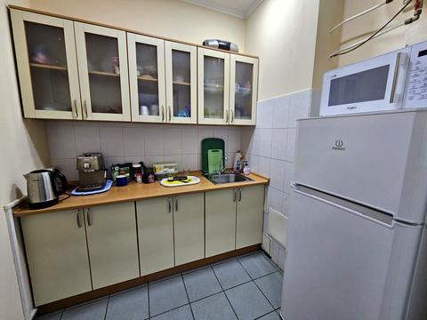 комерційна за адресою Київ, Дмитрівська вул., 17-А
