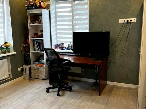 будинок за адресою Центральна вул., 7
