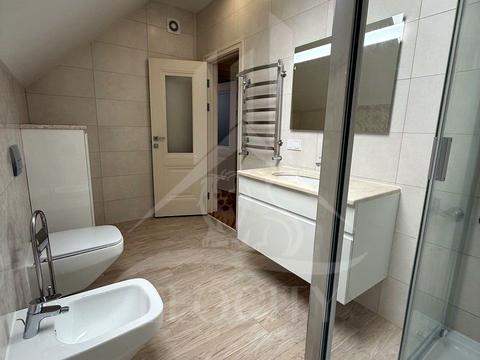 будинок за адресою Весняна вул.