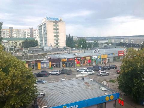 квартира за адресою Харків, Петра Григоренка просп. (Маршала Жукова), 3