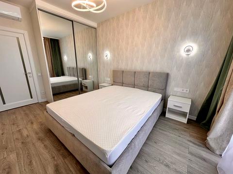 квартира за адресою Причальна вул., 8