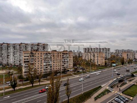 квартира по адресу Владимира Ивасюка просп. (Героїв Сталінграду), 8