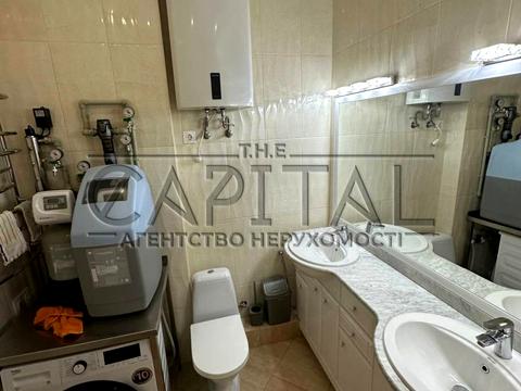 квартира по адресу Академика Филатова ул., 2/1