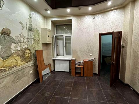 комерційна за адресою Юрія Федьковича вул., 22