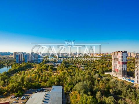 комерційна за адресою Здолбунівська вул., 9