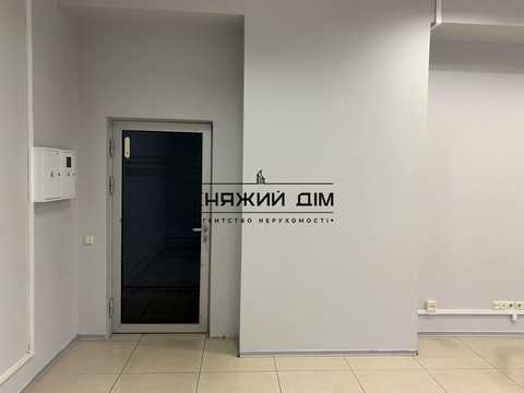 комерційна за адресою Охтирський пров., 3