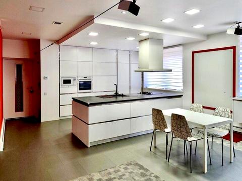 квартира за адресою Академіка Гнатюка вул., 20