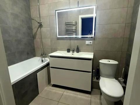 квартира за адресою Володимира Брожка вул. (Кіровоградська), (Будинок 2)