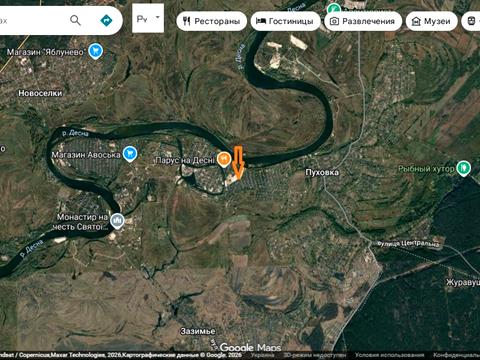 участок по адресу Набережна