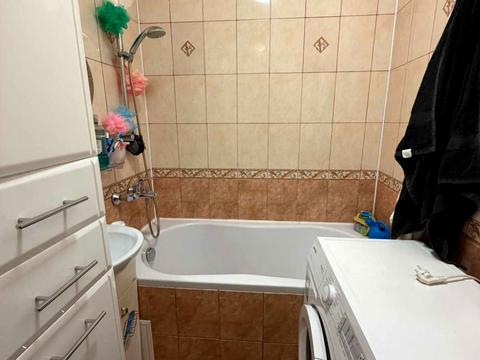 квартира за адресою Наукова вул., 58