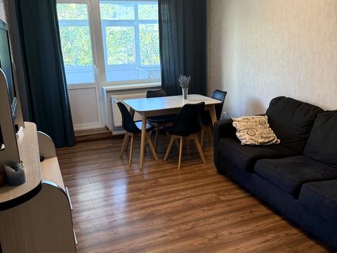 квартира за адресою Тіниста вул., 7