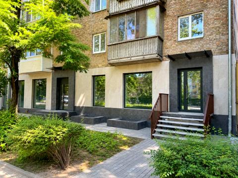 комерційна за адресою Джона Маккейна вул. (Івана Кудрі), 30