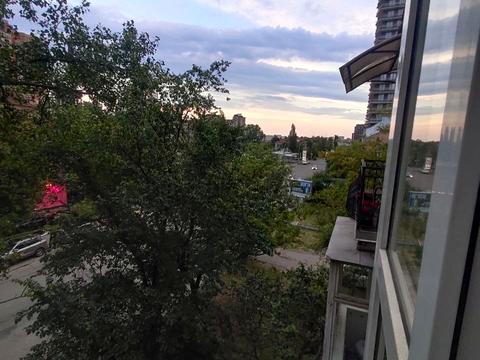 квартира за адресою Євгена Коновальця вул. (Щорса), 25