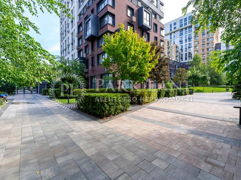 комерційна за адресою Салютна вул., 2к9