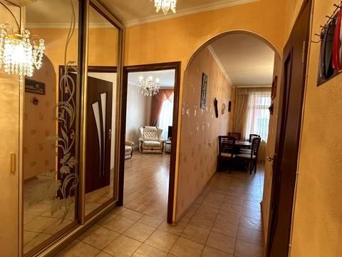 квартира за адресою Академіка Сахарова вул., 20