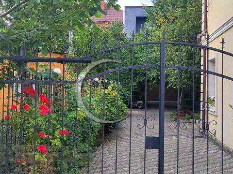 дом по адресу Академика Шалимова ул. (Героїв Севастополя), 24