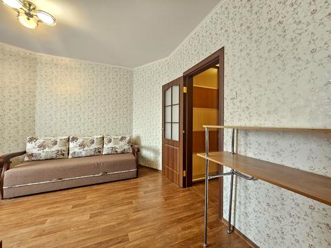 квартира за адресою Софії Русової вул., 1