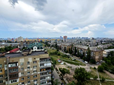 квартира за адресою Ярослава Гашека бульв., (Будинок 3)