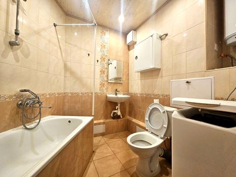 квартира за адресою Софії Русової вул., 1