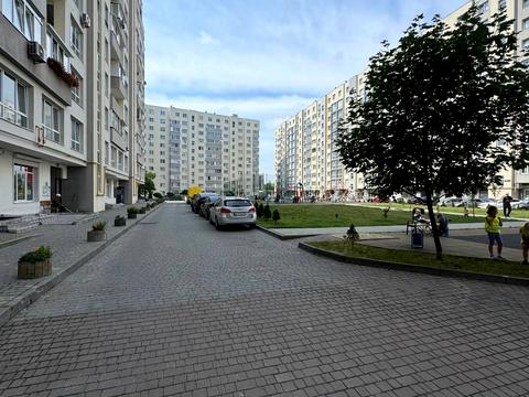 комерційна за адресою Тернопільська вул., 21