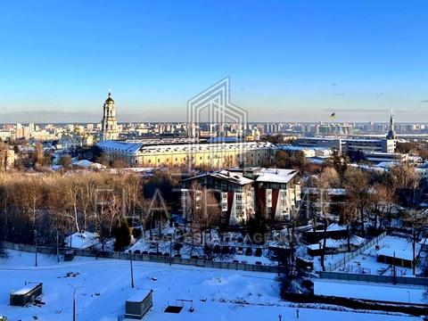 квартира за адресою Михайла Омеляновича-Павленка вул. (Суворова), 19-А