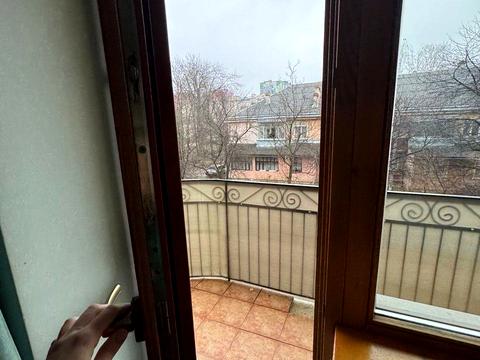 квартира за адресою Карпатської Січі вул., 6