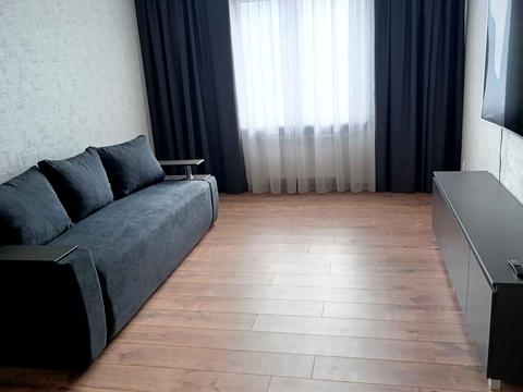 квартира за адресою Ревуцького вул., 54