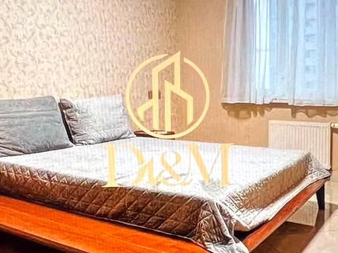 квартира за адресою Дніпровська набережна вул., 14