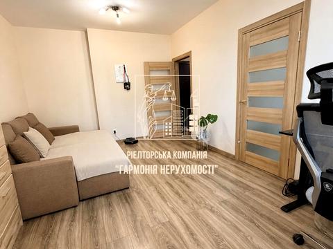 квартира по адресу Академика Глушкова просп., 9-Д