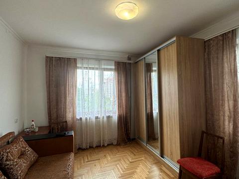 квартира за адресою Василя Симоненка вул., 24а