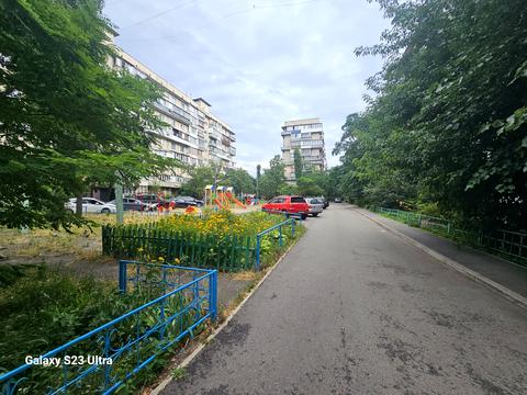 квартира за адресою Братиславська вул., 42