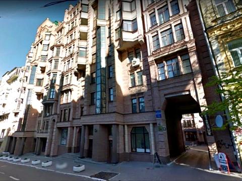 паркомісце за адресою Олеся Гончара вул., 26