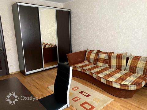 квартира за адресою Анни Ахматової вул., 13
