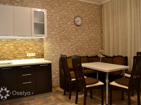 квартира за адресою Анни Ахматової вул., 13